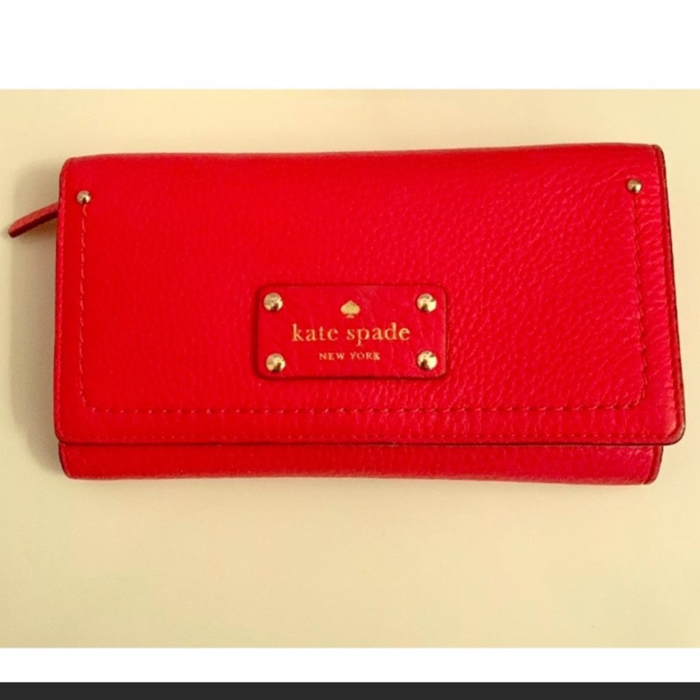Kate Spade Trifold Red Wallet! PERFECT CONDITION